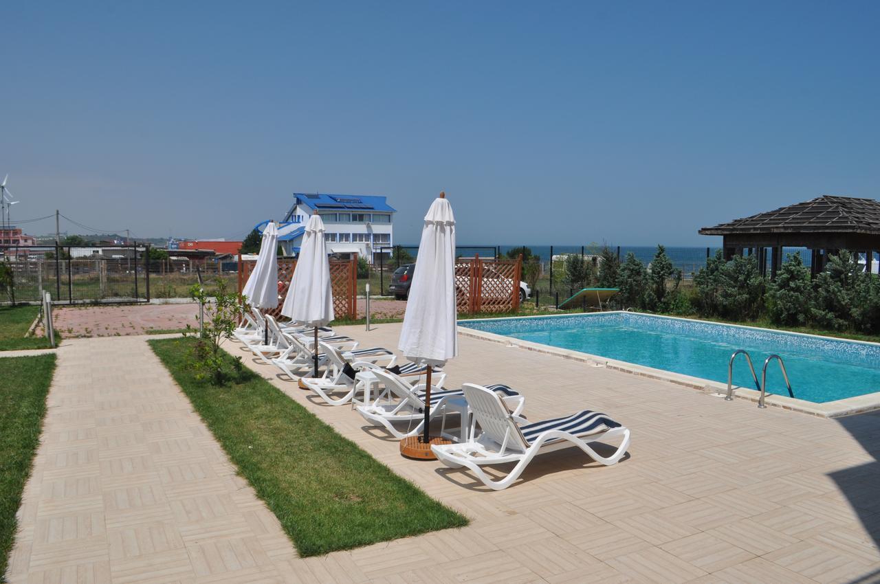 Hotel Sara Vama Veche